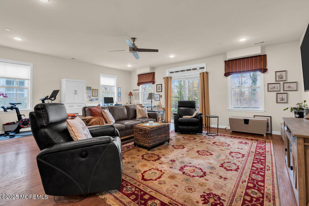 24 Lighthouse Point Road Highlands, NJ 07732 - Photo 9 of 63 010_dsc00781_268