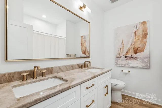 $659,000 | 7534 Thorn Creek Lane, Tega Cay, SC 29708