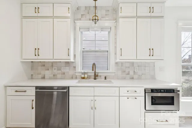 $659,000 | 7534 Thorn Creek Lane, Tega Cay, SC 29708