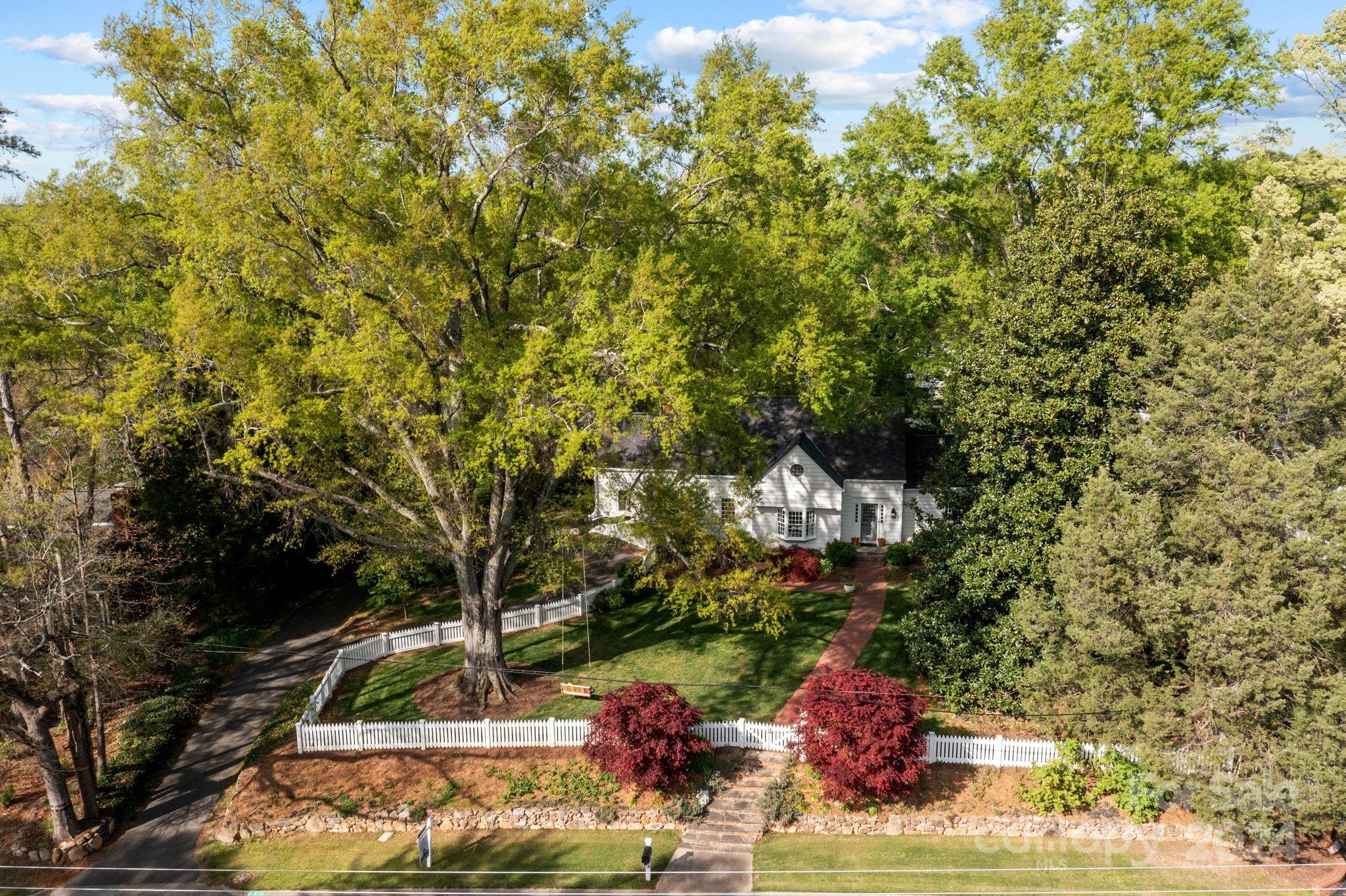 765 Concord Road Davidson, NC 28036 - Photo 39 of 41 Gallery Image 39