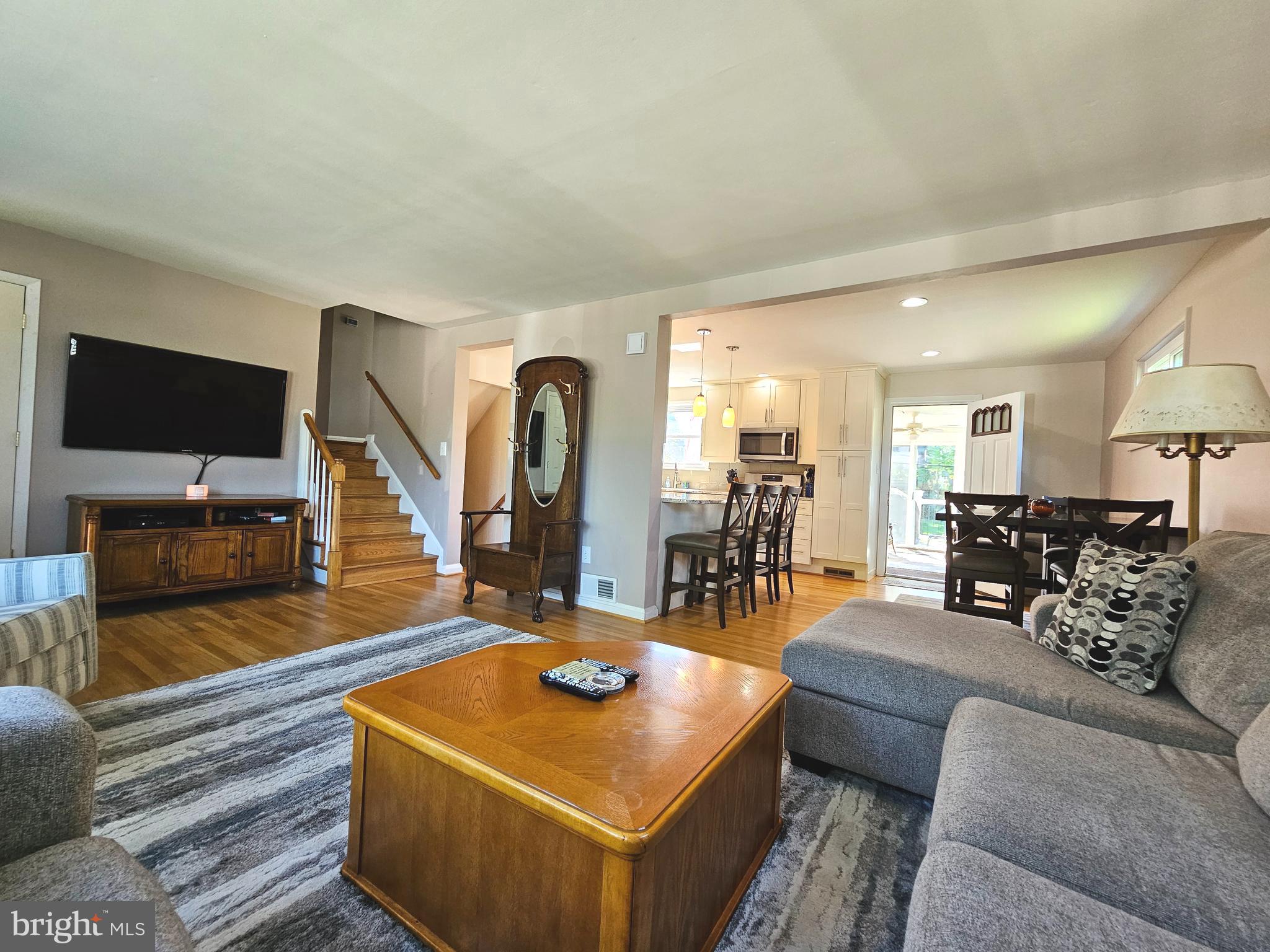 305 Orley Road Catonsville, MD 21228 - Photo 9 of 27