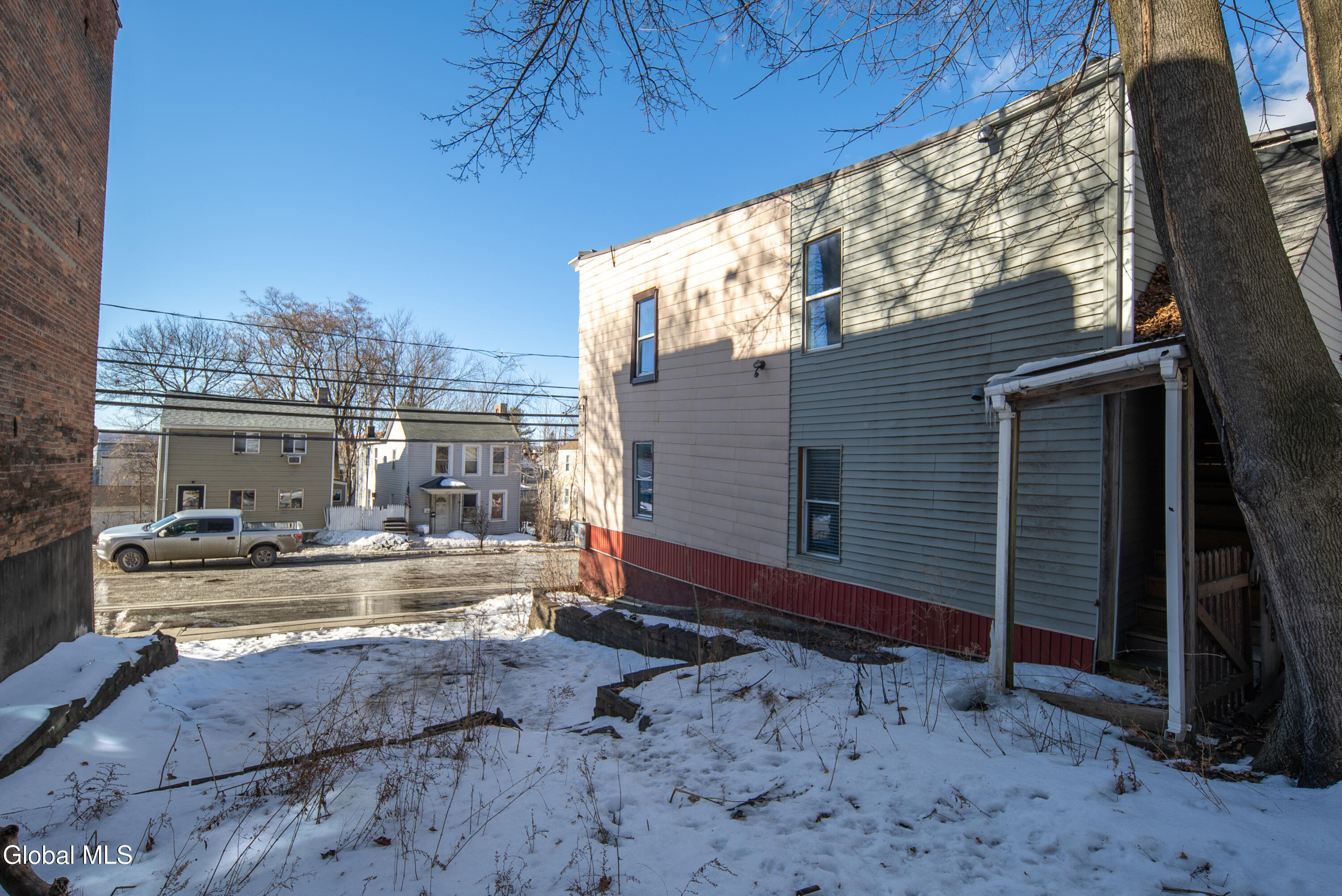 628 4th Street Troy, NY 12180 - Photo 22 of 27 024