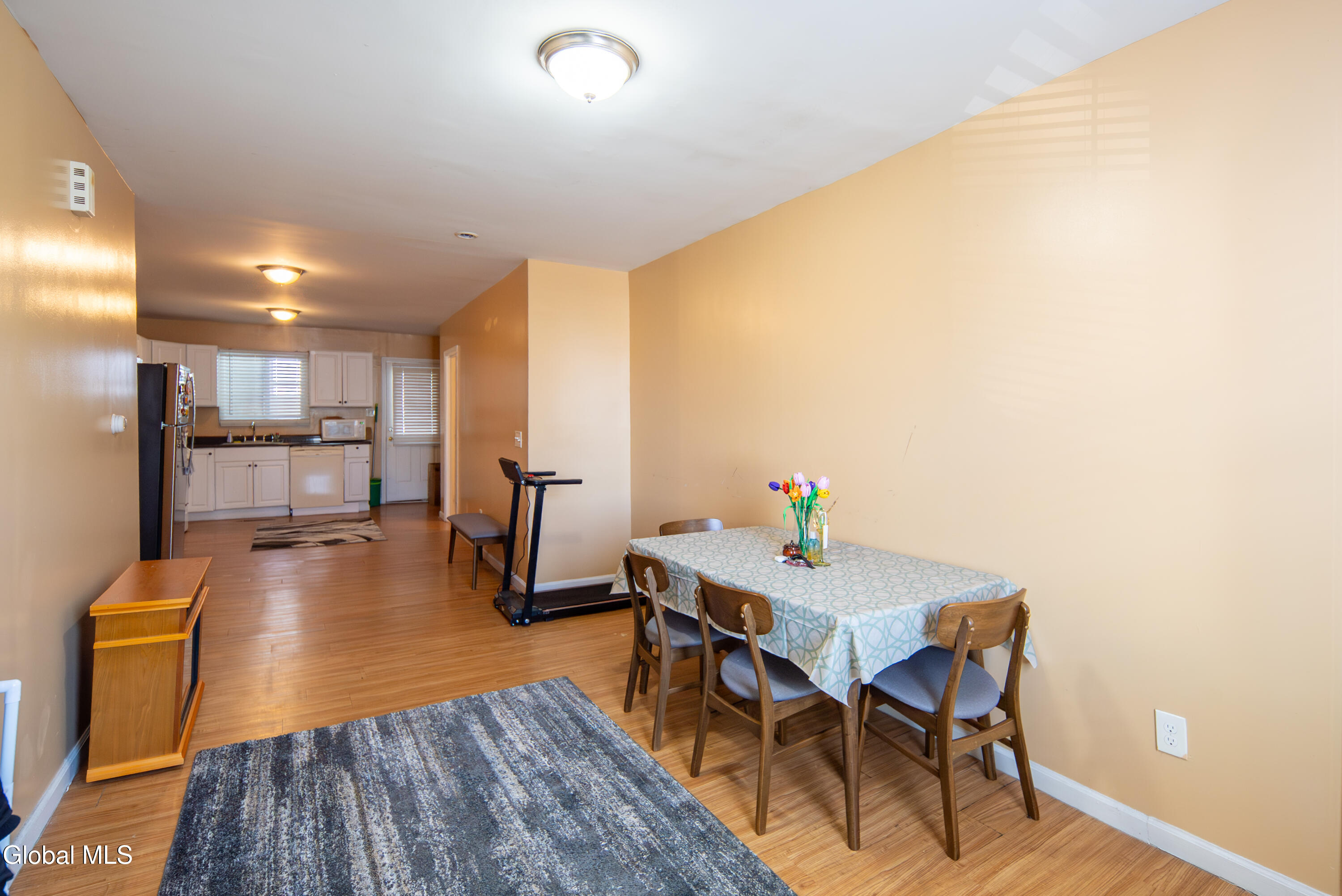 628 4th Street Troy, NY 12180 - Photo 3 of 27 004