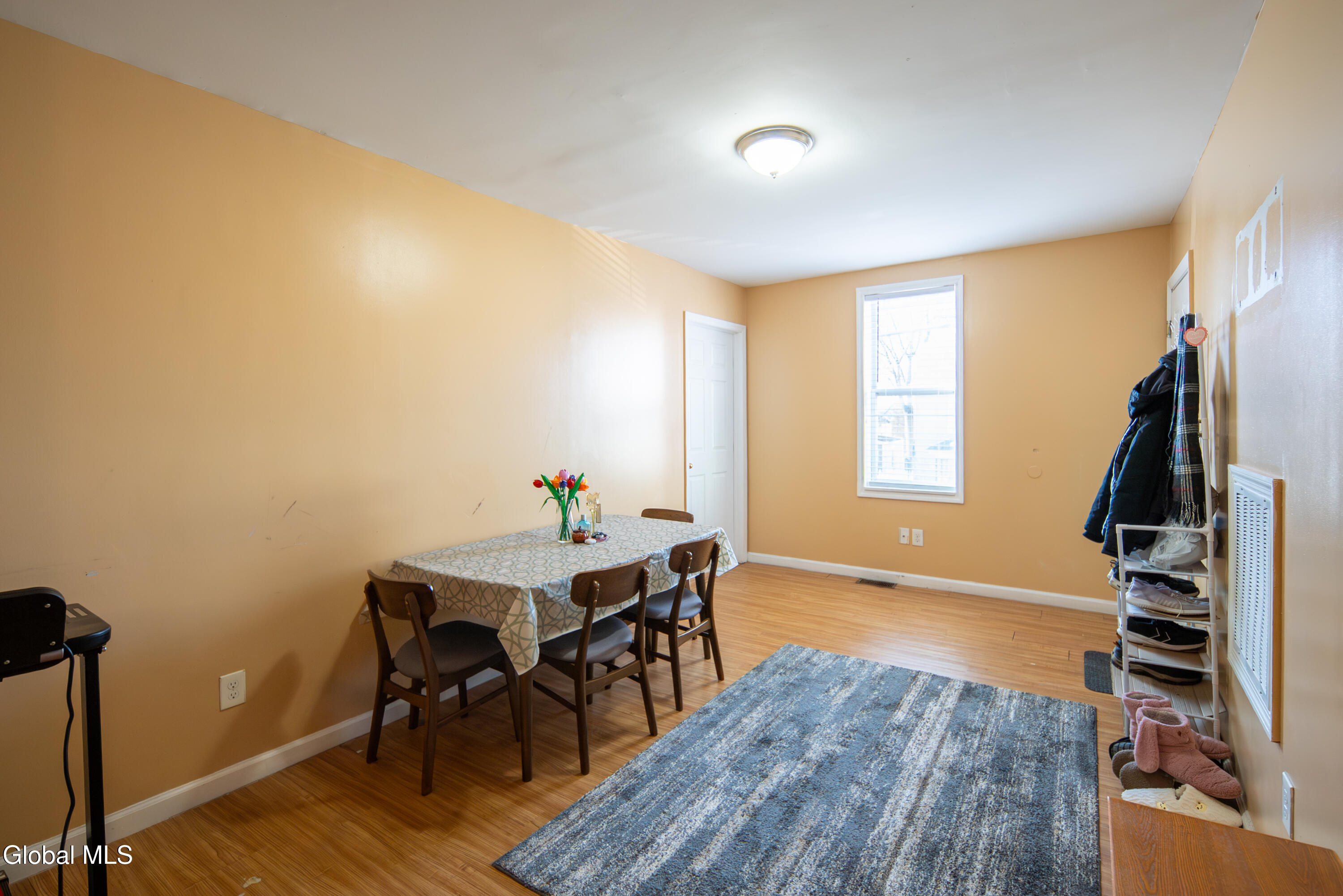 628 4th Street Troy, NY 12180 - Photo 5 of 27 006