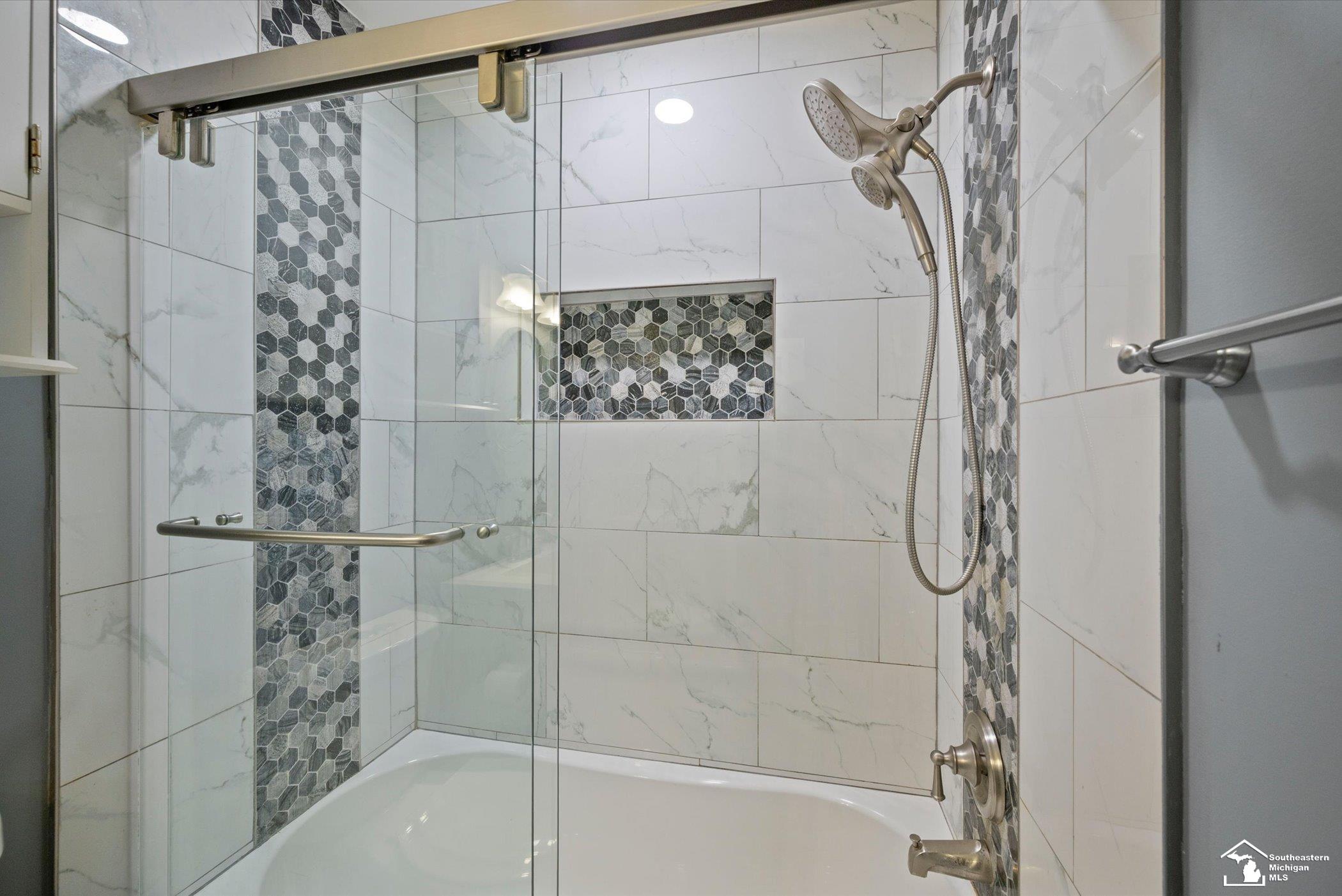 17400 Rudgate Street Southgate, MI 48195 - Photo 13 of 27