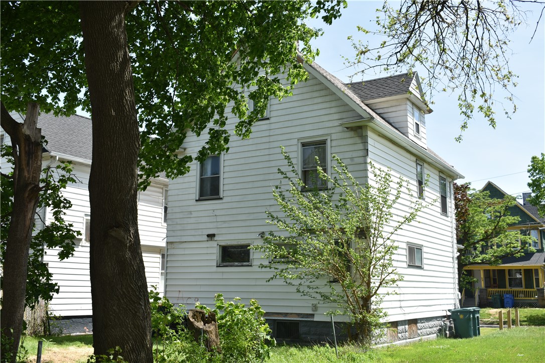 36 Masseth Street Rochester, NY 14606 - Photo 4 of 14