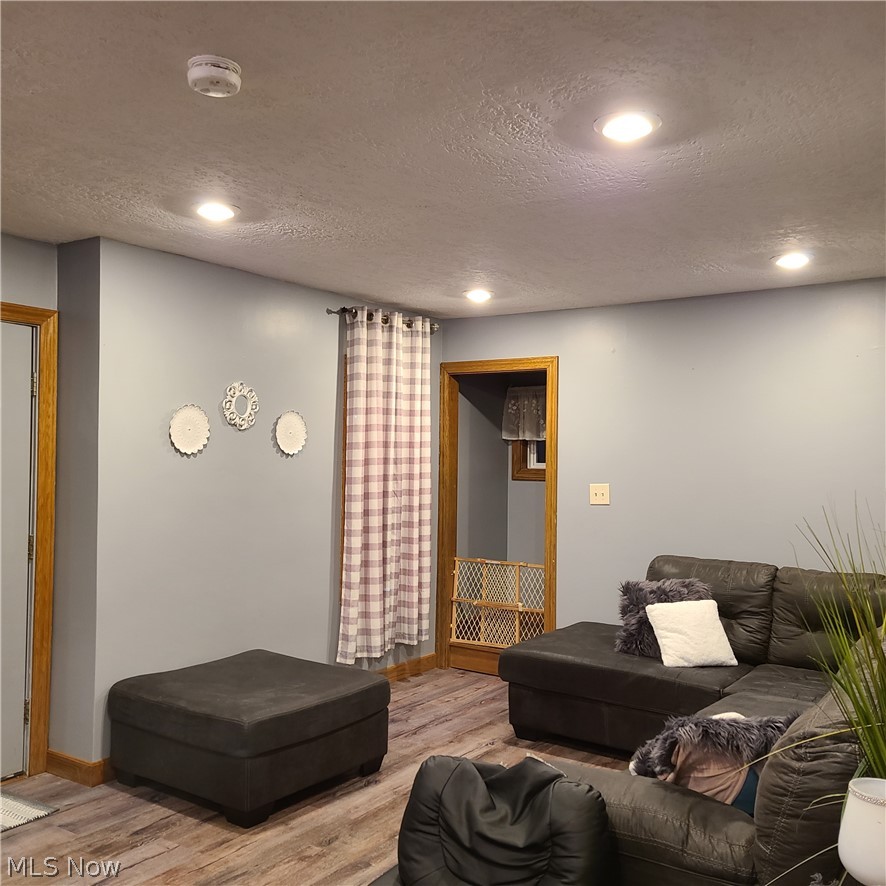 4567 17th Street Northwest Canton, OH 44708 - Photo 2 of 23 Living room