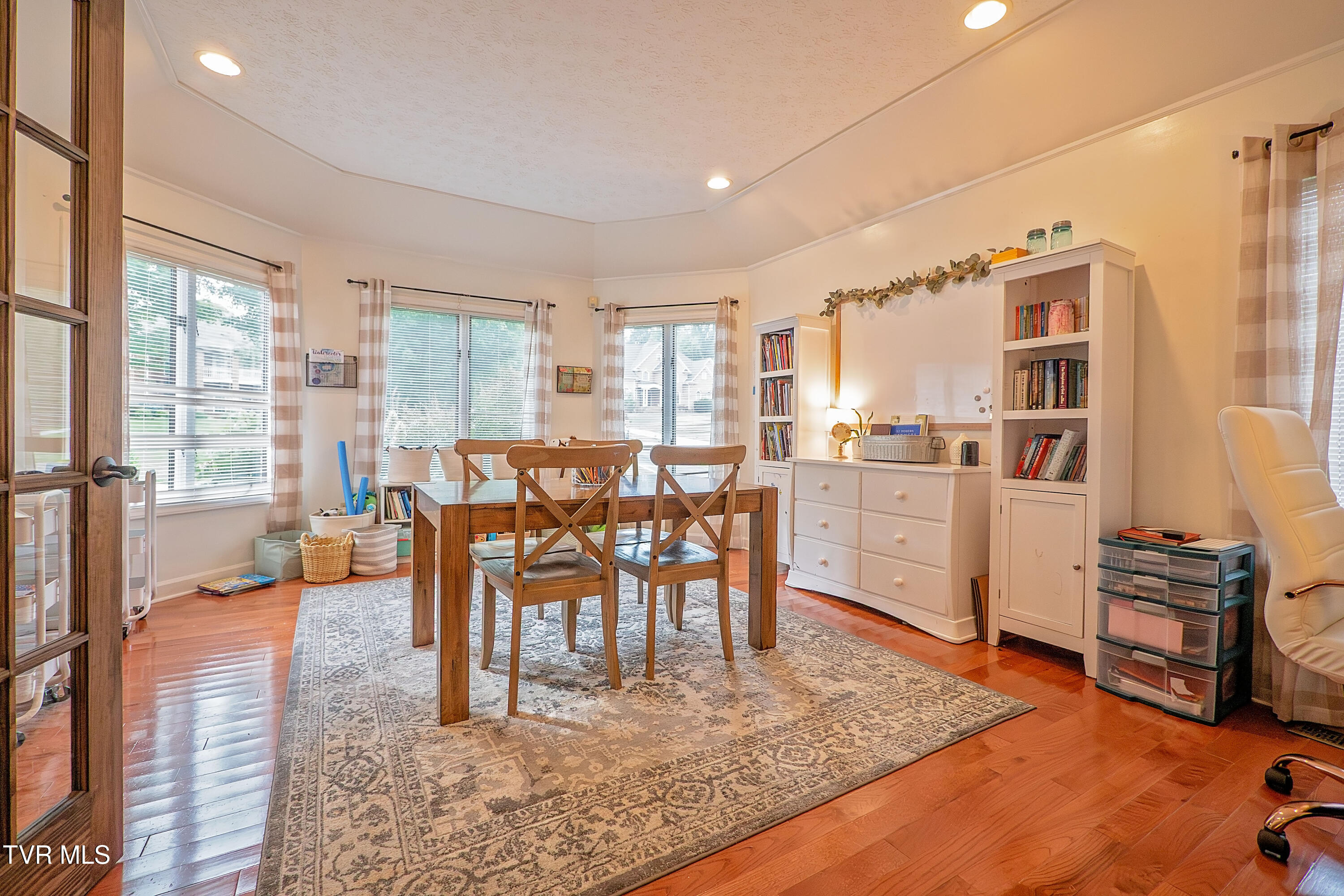 211 Saddle Ridge Drive Kingsport, TN 37664 - Photo 54 of 93 P1640979