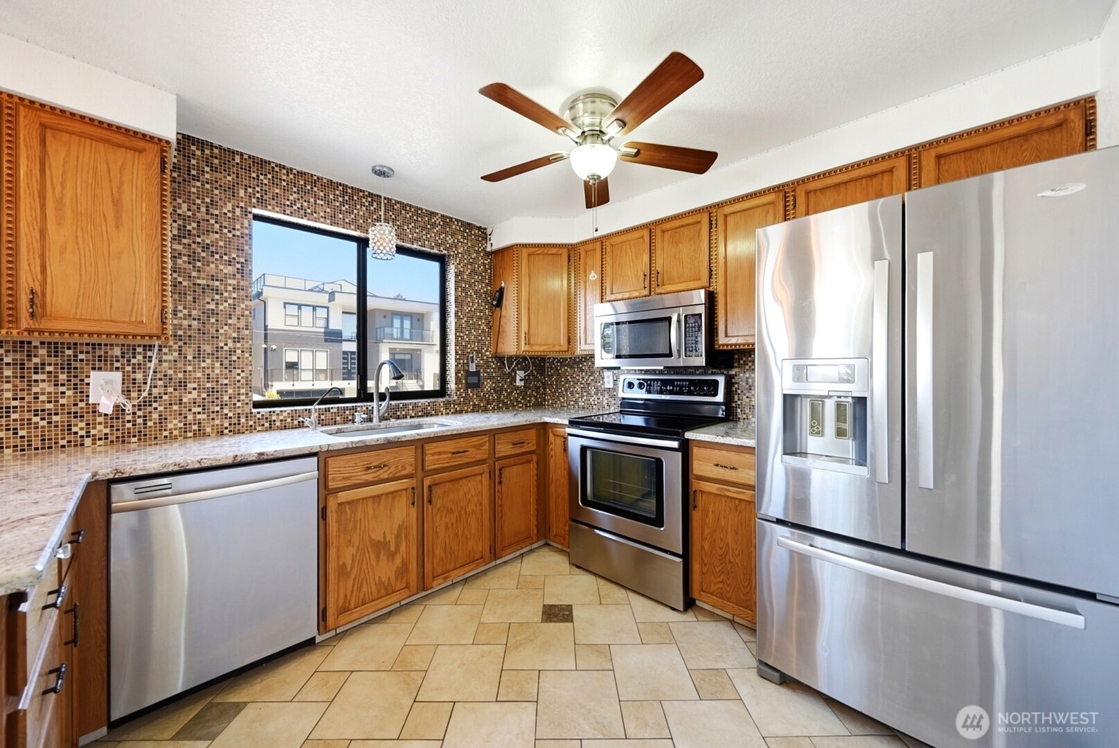 1011 North 28th Place Renton, WA 98056 - Photo 11 of 37 Gallery Image 11