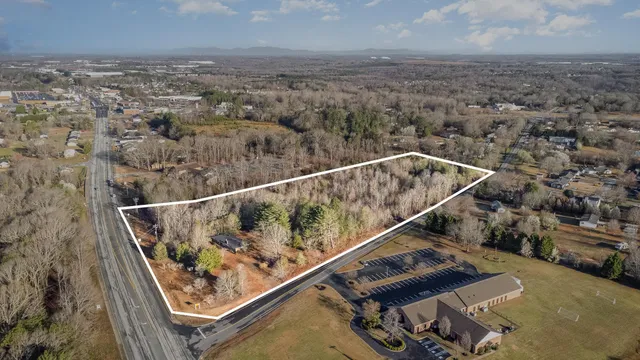 $2,250,000 | 3920 Moore Duncan Highway, Moore, SC 29369