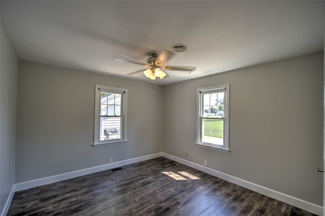 3388 East Cedar Street Decatur, IL 62521 - Photo 20 of 31