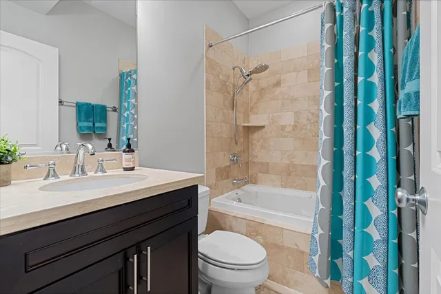 $775,000 | 723 West Diversey Parkway, Unit 3E, Chicago, IL 60614