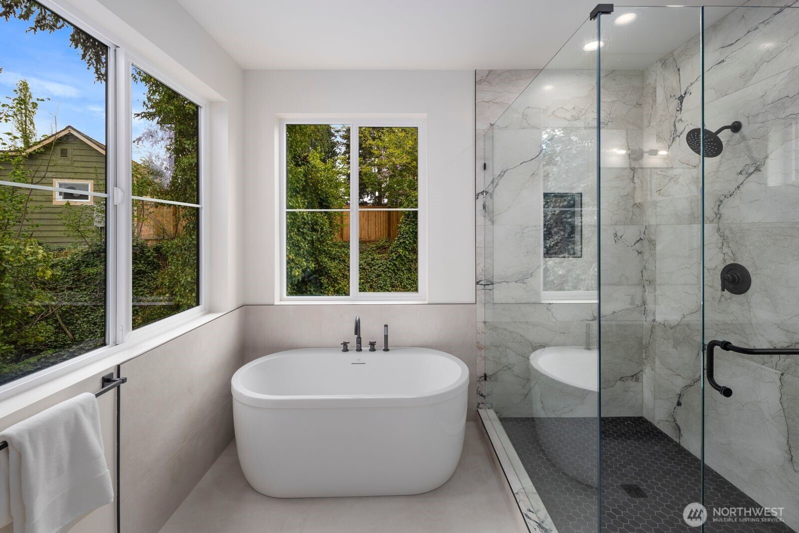 9434 Olson Place Southwest Seattle, WA 98106 - Photo 21 of 37