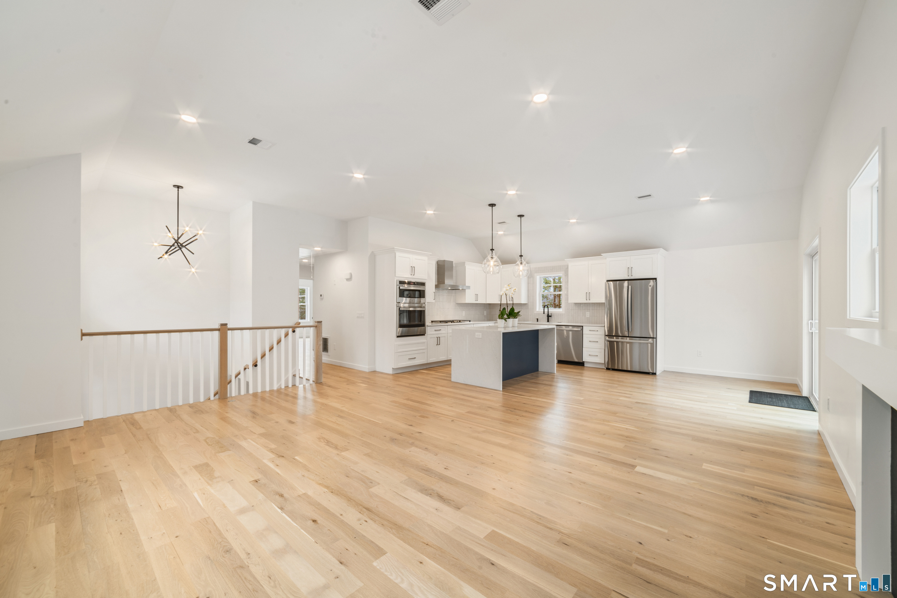 234 Great Plain Road Danbury, CT 06811 - Photo 3 of 40