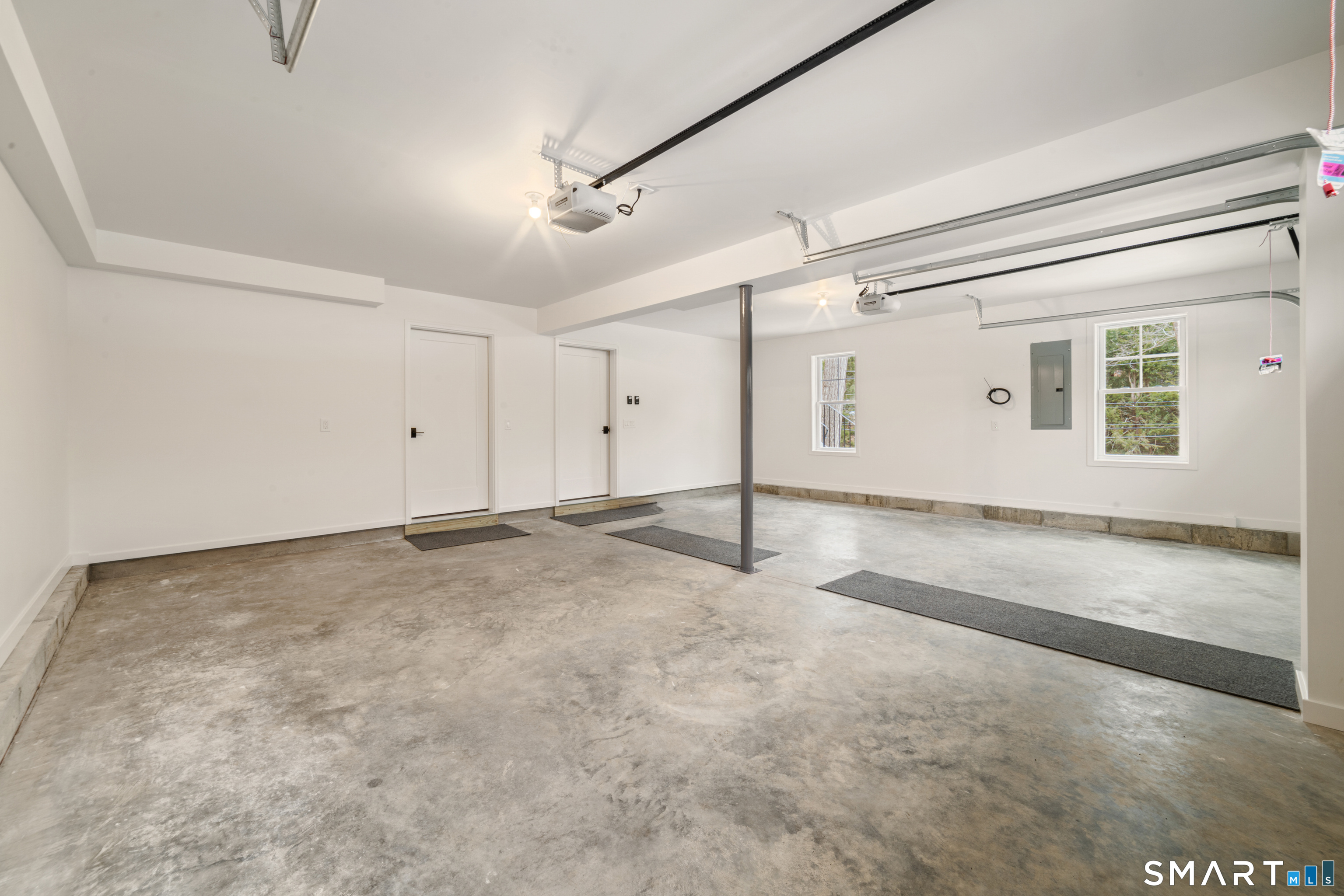 234 Great Plain Road Danbury, CT 06811 - Photo 33 of 40 an empty room with a empty space and windows