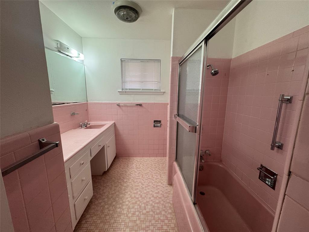 617 Forest Lane Hurst, TX 76053 - Photo 20 of 20