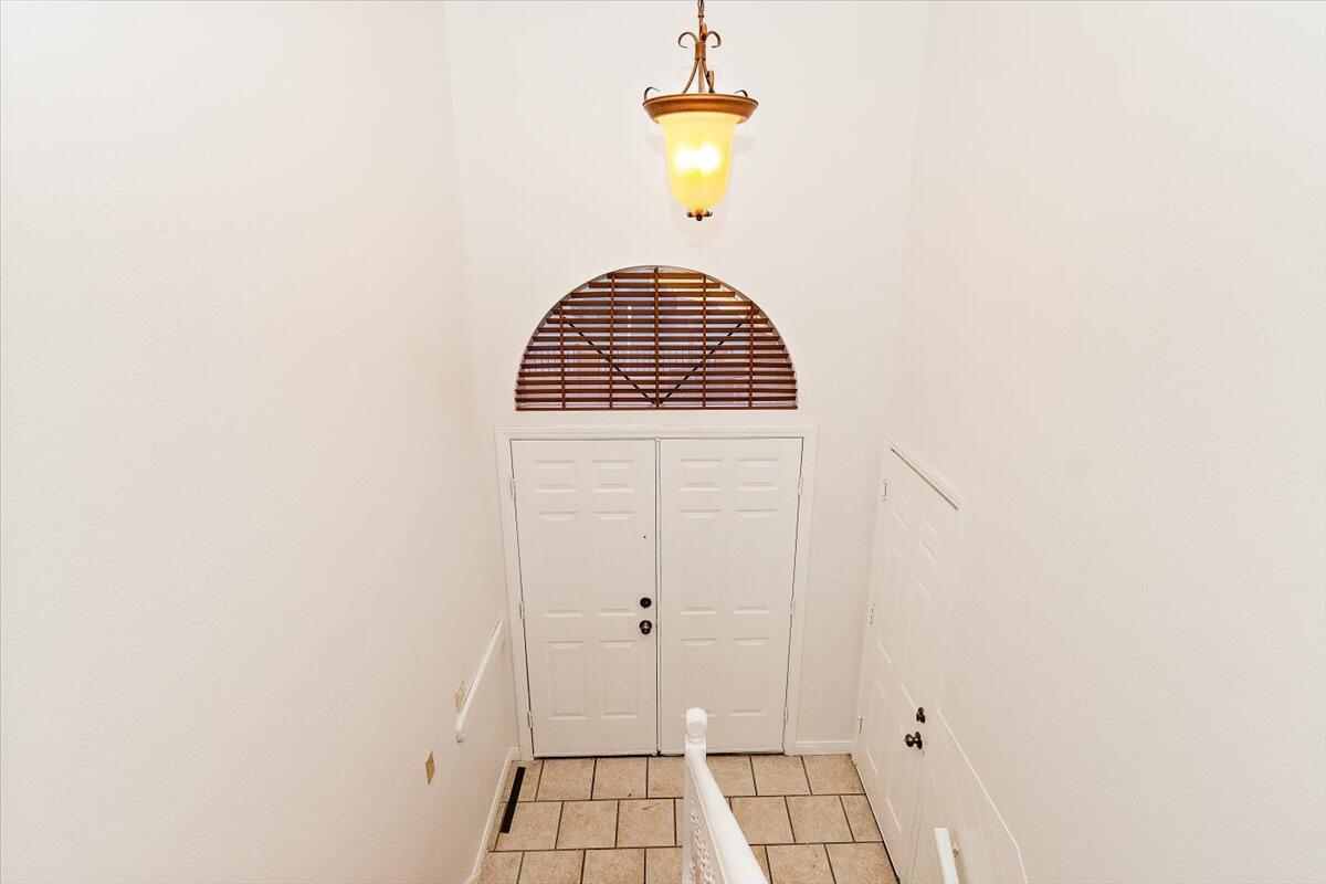 68954 Durango Road Cathedral City, CA 92234 - Photo 22 of 31 a view of a hallway