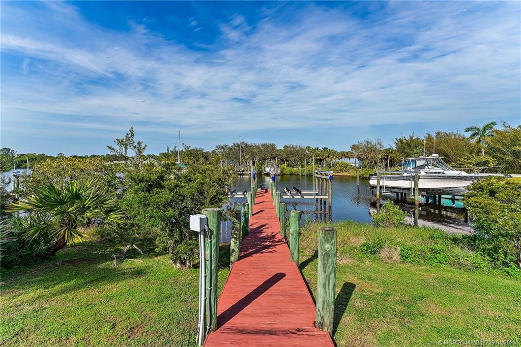 565 Southwest Yacht Basin Way Stuart, FL 34997 - Photo 43 of 55