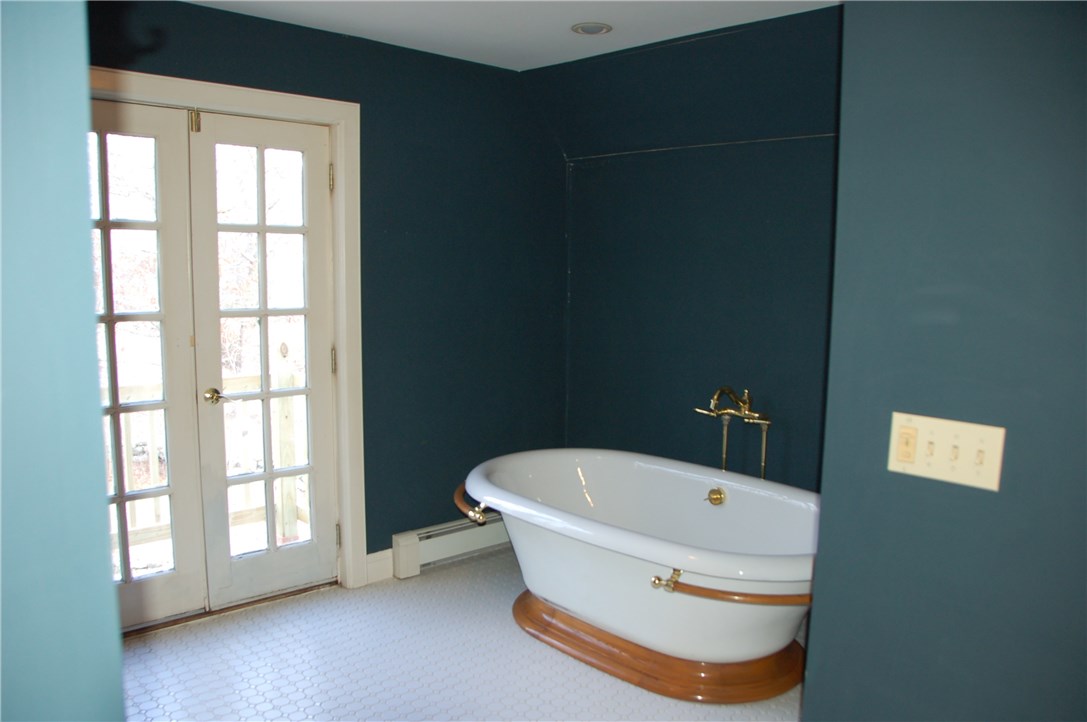 244 Klondike Road Charlestown, RI 02813 - Photo 12 of 23