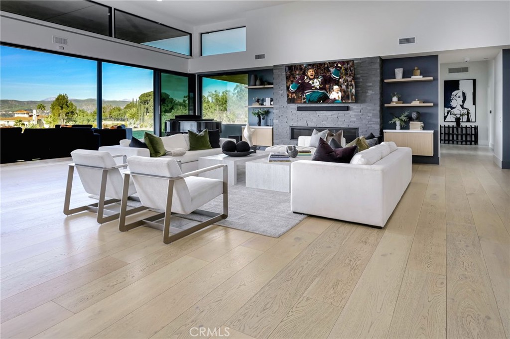 7663 East Corto Road Anaheim Hills, CA 92808 - Photo 7 of 58 Great Room with Great Views-TV image digitally created
