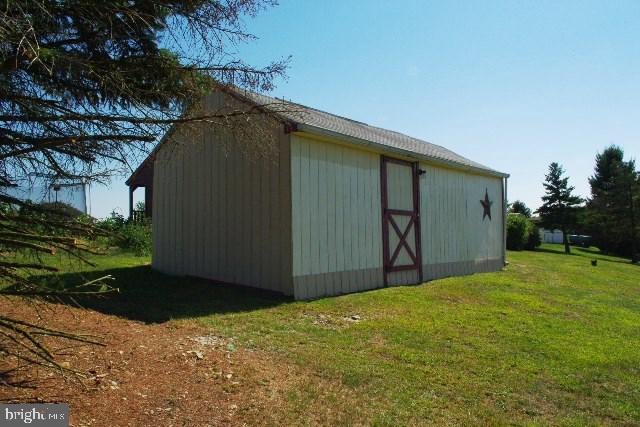 1415 Grandview Road Spring Grove, PA 17362 - Photo 31 of 34 Gallery Image 31