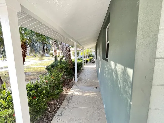 $2,500 | 6405 White Sands Terrace, Sarasota, FL 34231