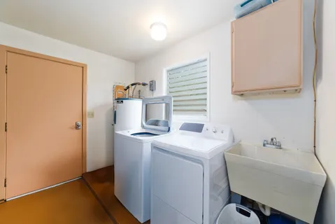 $1,890,000 | 73-4385 Holoholo Street, Kailua-Kona, HI 96740