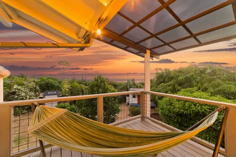 $1,890,000 | 73-4385 Holoholo Street, Kailua-Kona, HI 96740