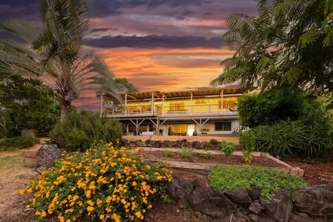 $1,890,000 | 73-4385 Holoholo Street, Kailua-Kona, HI 96740