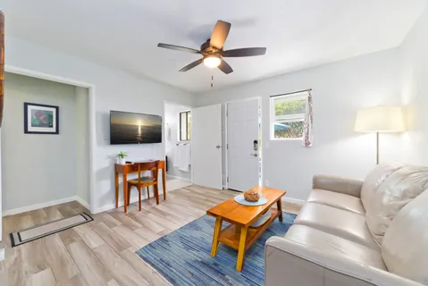 $1,890,000 | 73-4385 Holoholo Street, Kailua-Kona, HI 96740