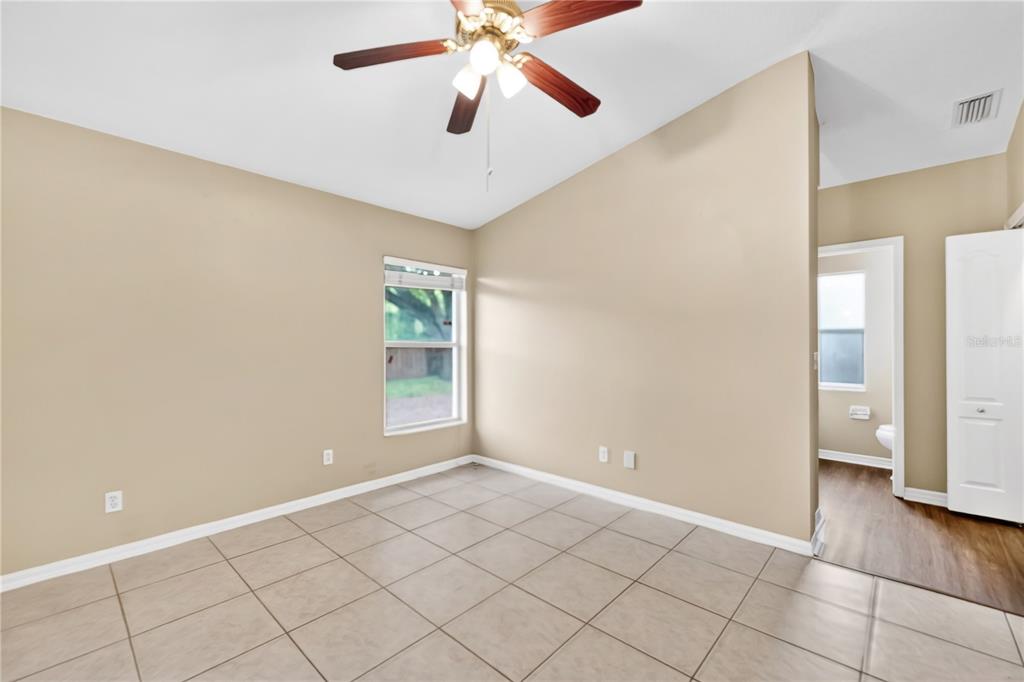 1461 Lake Shore Ranch Drive Seffner, FL 33584 - Photo 15 of 36