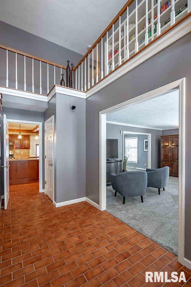 6535 James Road Bettendorf, IA 52722 - Photo 5 of 24 Gallery Image 5