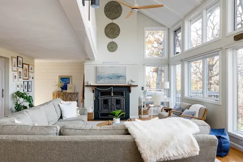 $1,250,000 | 255 Elm Street, Marshfield, MA 02050