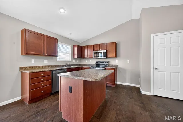 $312,700 | 157 Sweetgum Drive, Troy, MO 63379