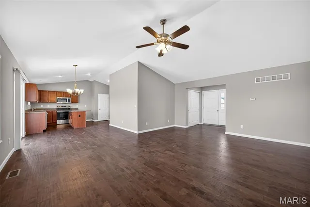 $312,700 | 157 Sweetgum Drive, Troy, MO 63379