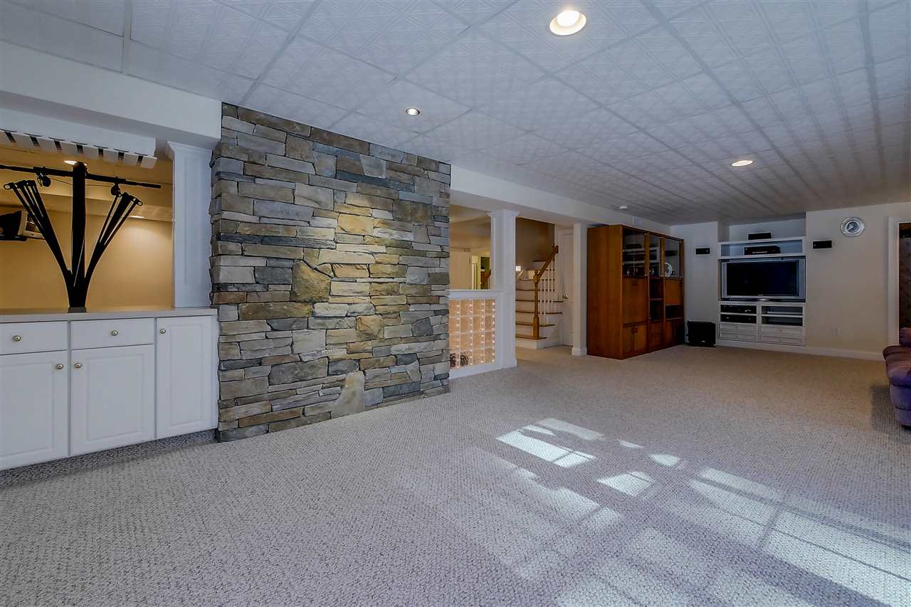 34 Coventry Road Atkinson, NH 03811 - Photo 37 of 40