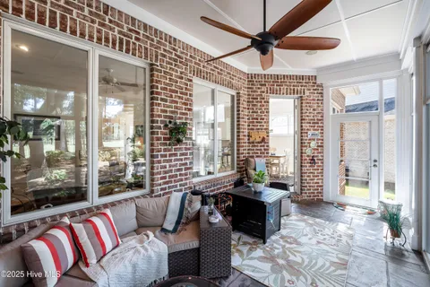 $800,000 | 571 Windstar Lane, Wilmington, NC 28411