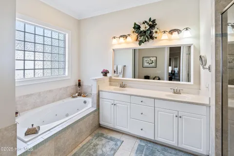 $800,000 | 571 Windstar Lane, Wilmington, NC 28411