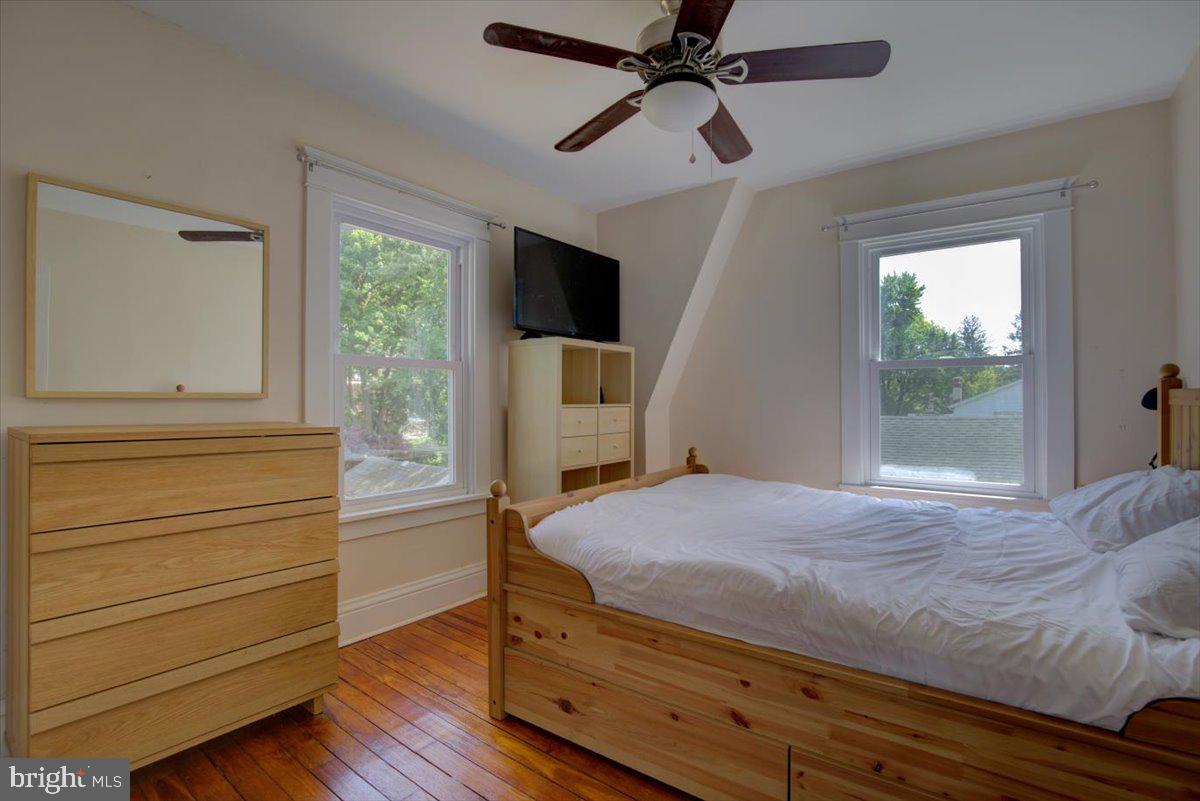901 Beechwood Road Havertown, PA 19083 - Photo 17 of 30 Gallery Image 17