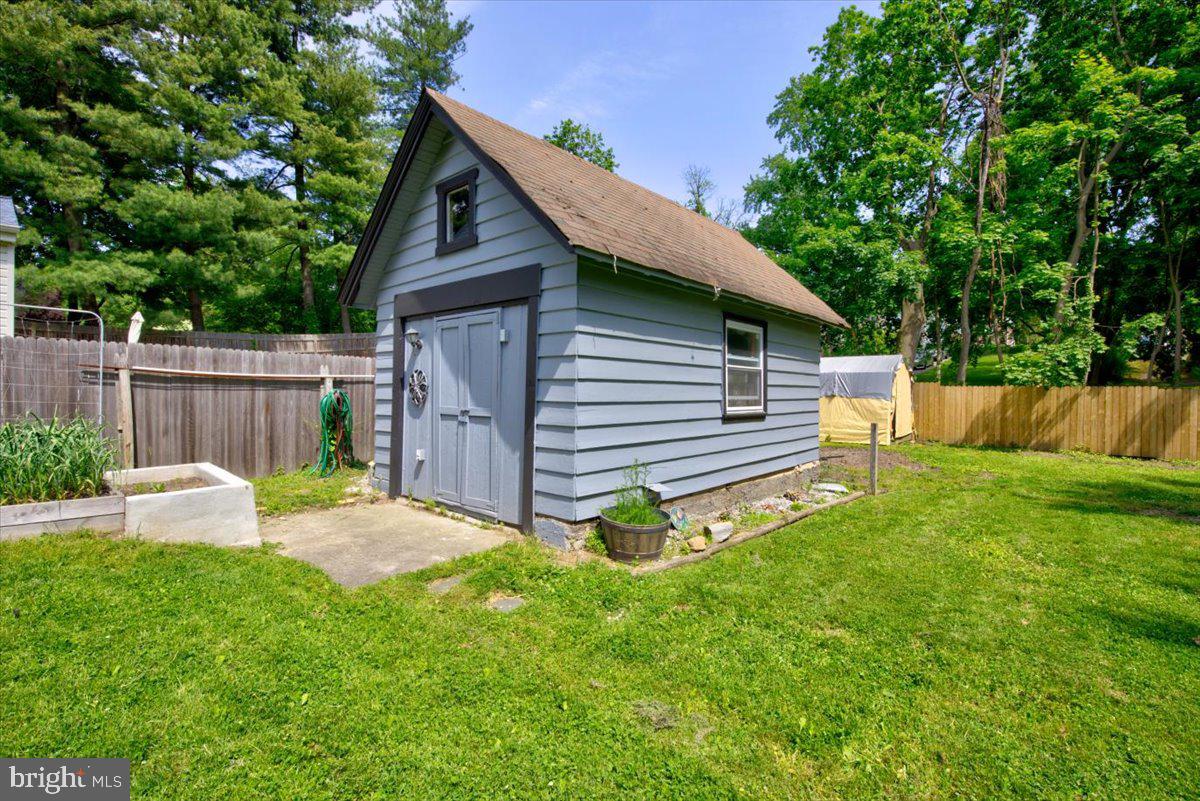 901 Beechwood Road Havertown, PA 19083 - Photo 28 of 30 Gallery Image 28