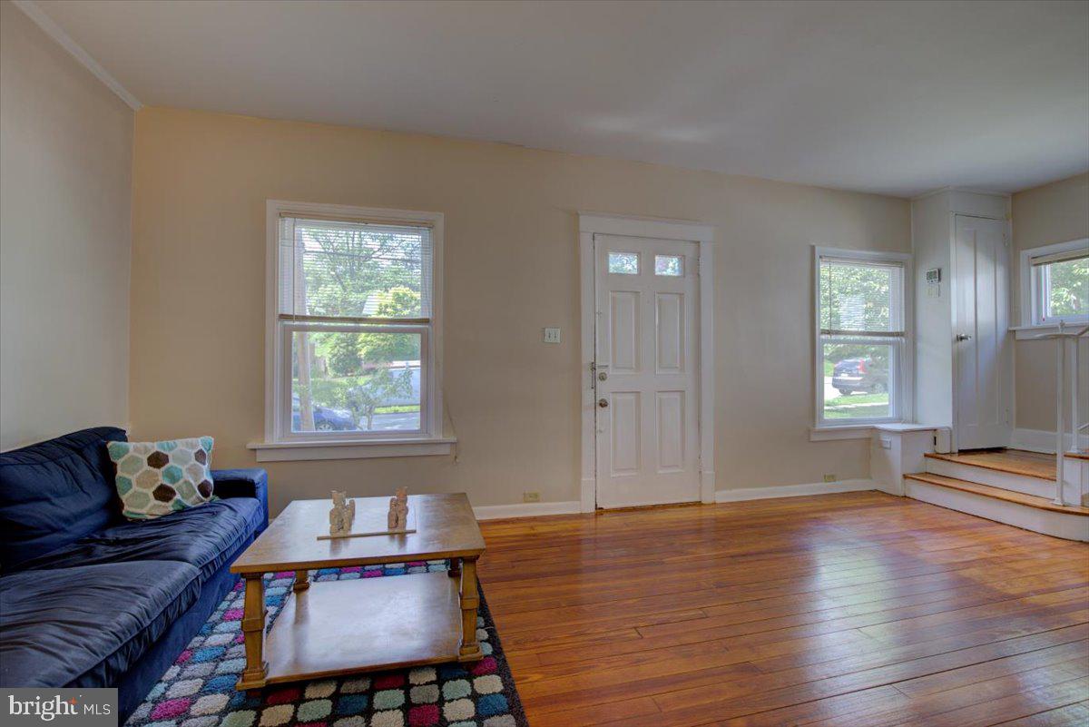 901 Beechwood Road Havertown, PA 19083 - Photo 7 of 30 Gallery Image 7