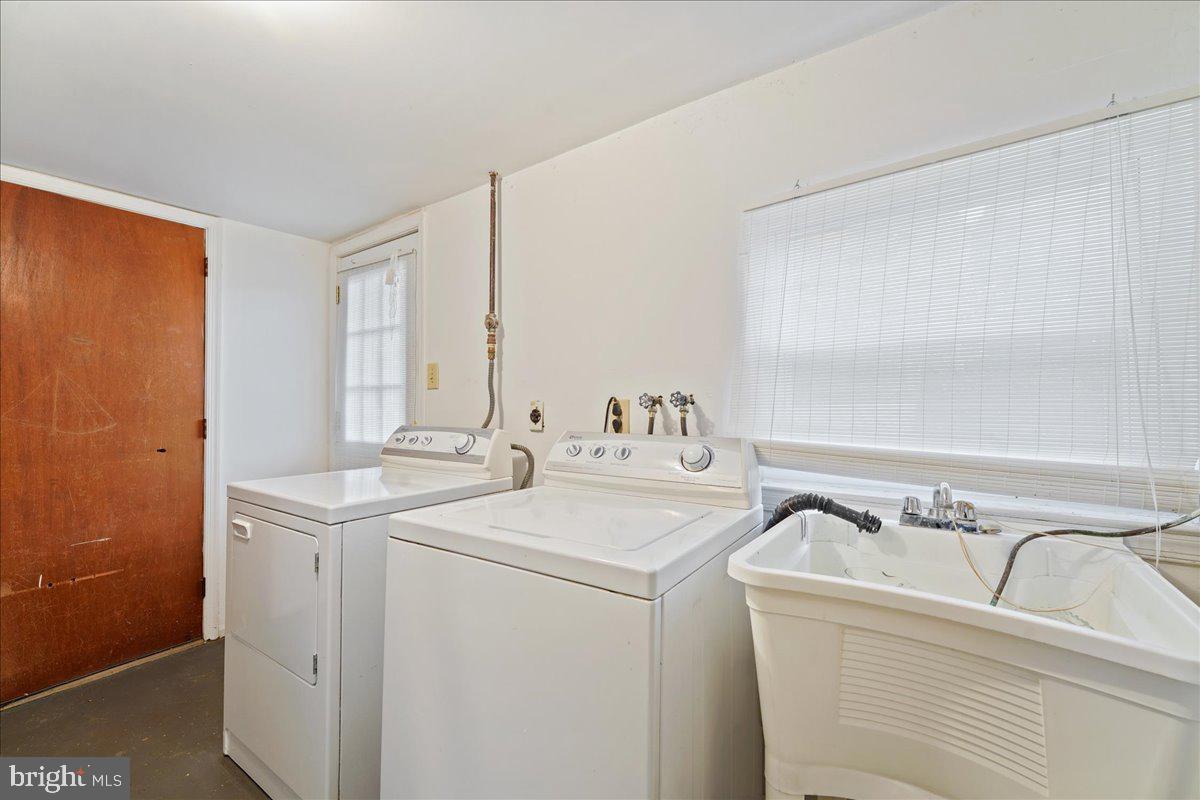 315 Willowbrook Road Boothwyn, PA 19061 - Photo 36 of 37 Washer / Dryer Lower level
