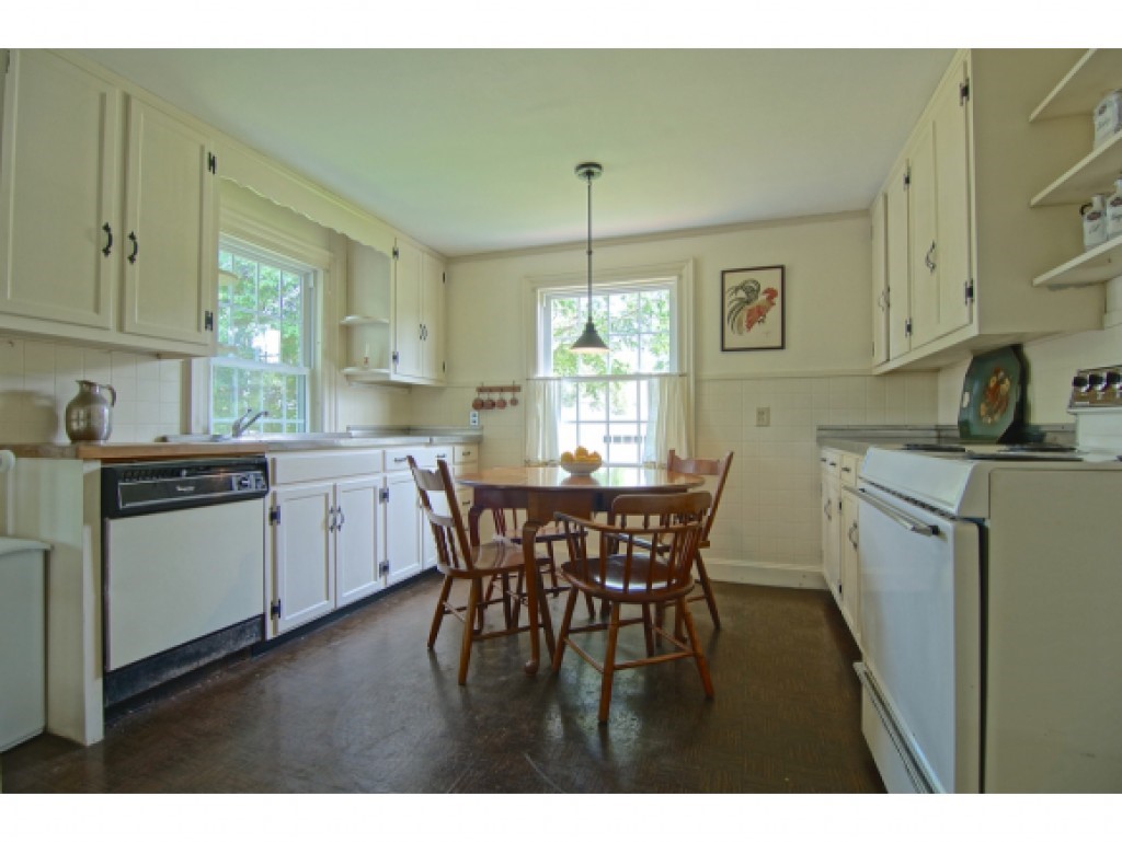 114 Straws Point Road Rye, NH 03870 - Photo 7 of 30