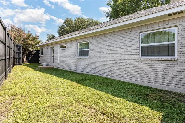 $960,000 | 6402 Lakewood Boulevard, Dallas, TX 75214