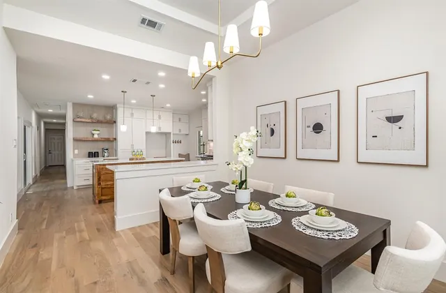 $960,000 | 6402 Lakewood Boulevard, Dallas, TX 75214