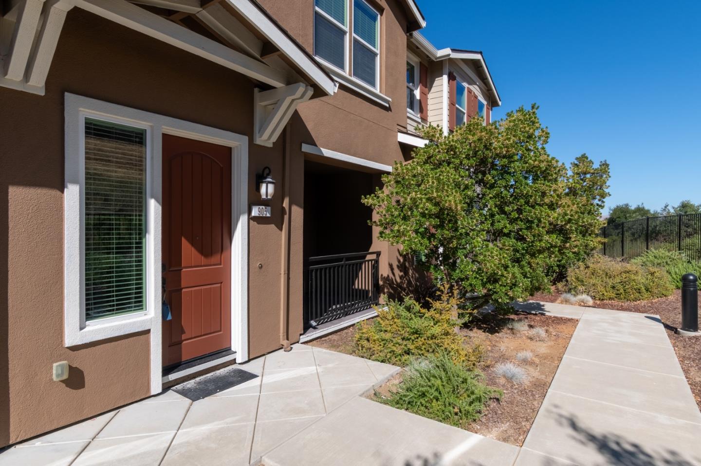 905 Tierney Place Martinez, CA 94553 - Photo 5 of 38