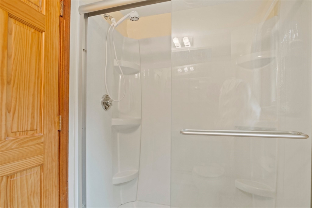 8 Judith Road Wilmington, MA 01887 - Photo 28 of 42 Gallery Image 28
