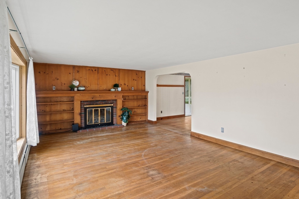 8 Judith Road Wilmington, MA 01887 - Photo 8 of 42 Gallery Image 8