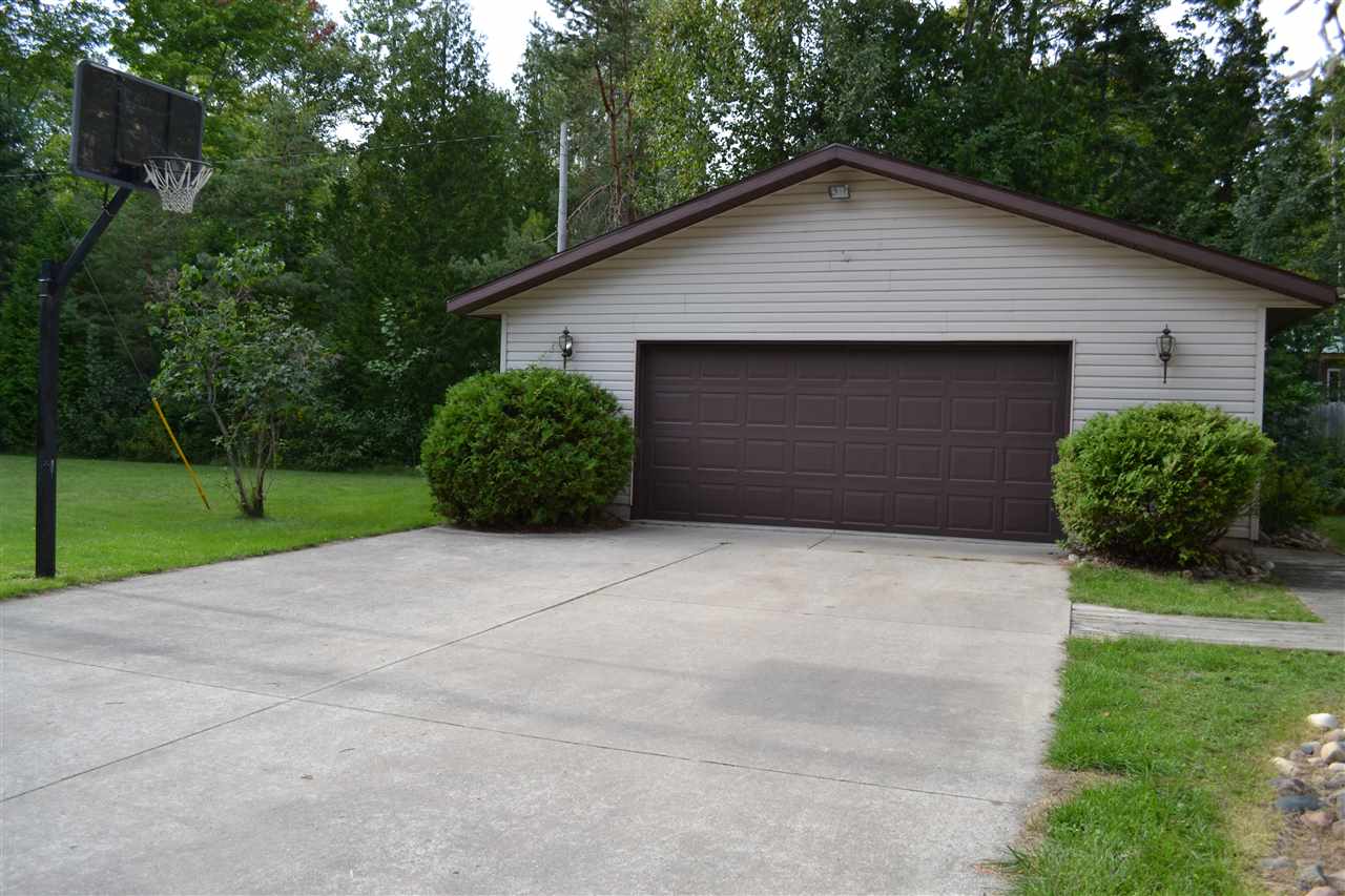 2038 Spruce Trailways Road Harrisville, MI 48740 - Photo 6 of 38 1823948-5.JPG