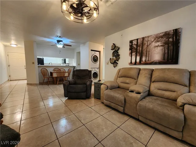 $165,000 | 2016 Mesquite Lane, Unit 104, Laughlin, NV 89029